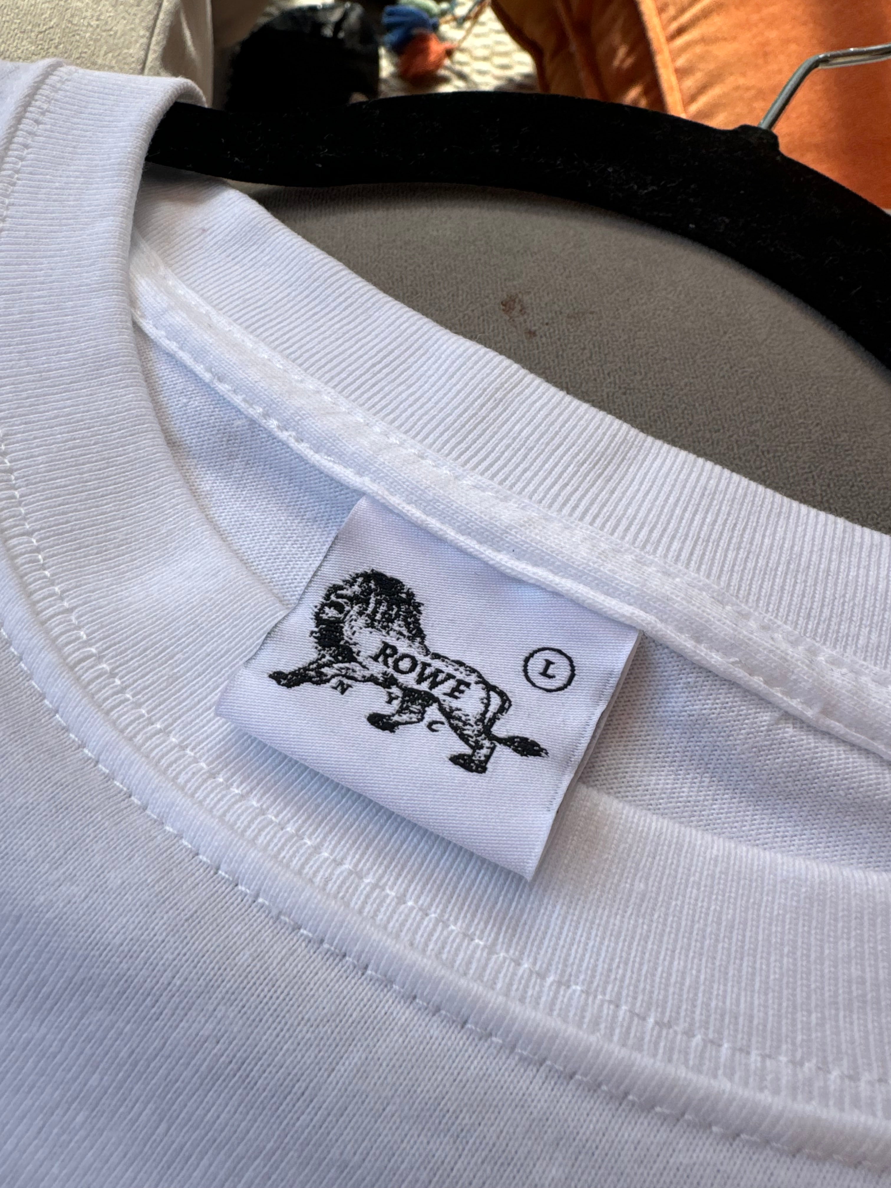 Faces Tee